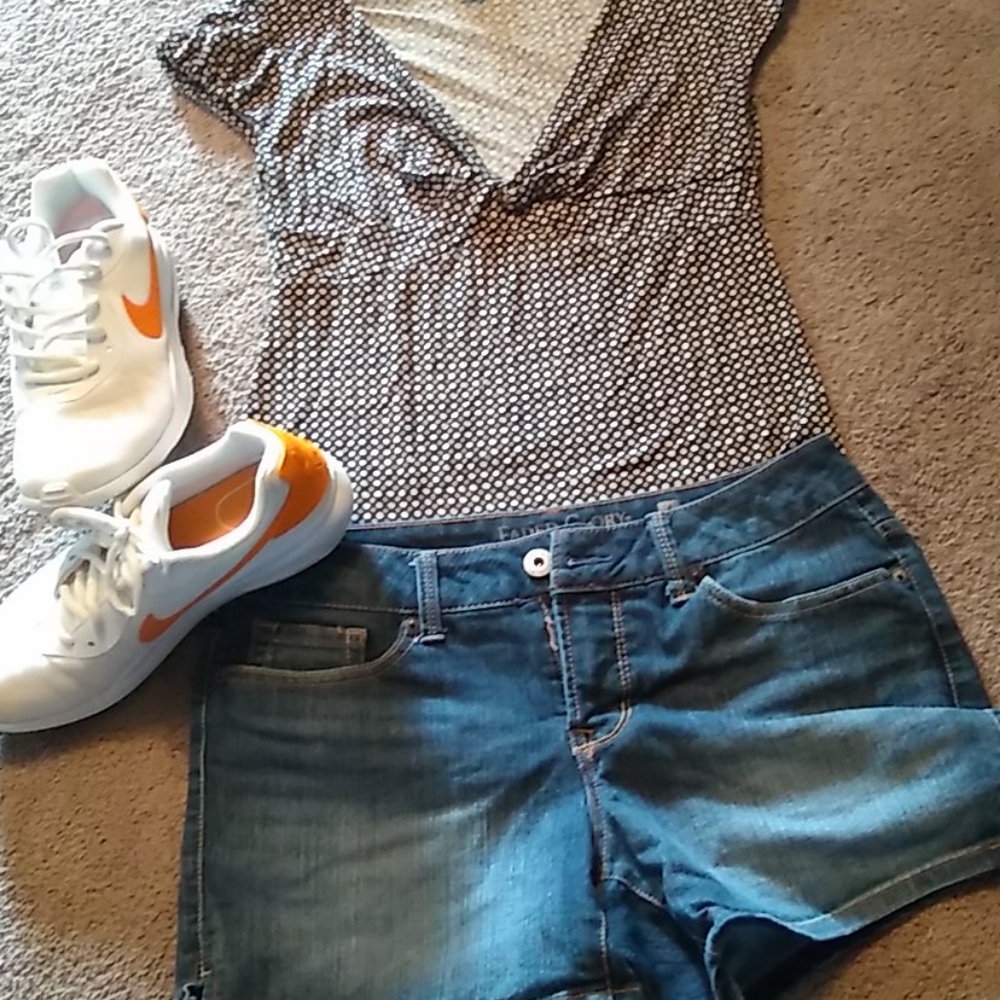Jean shorts and shirt